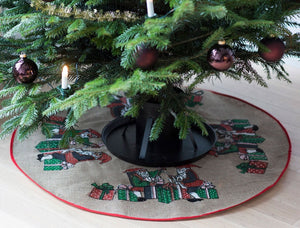 Christmas Tree Rug - Santa. - by Benson - Swedish Design